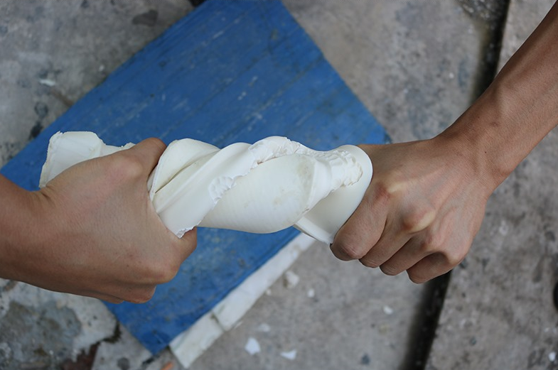 模具硅膠制品容易撕裂是原因?qū)е碌?？